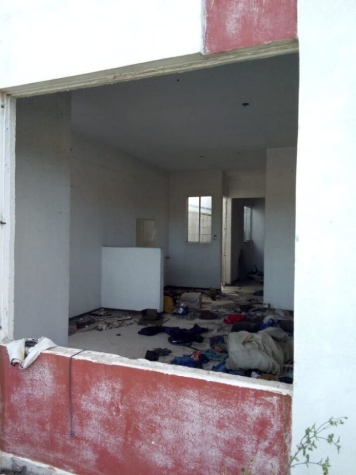 Delincuentes atacan casas de Infonavit y las convierten en casas de seguridad en Edomex