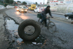 ¿Cómo reportar baches en CDMX?